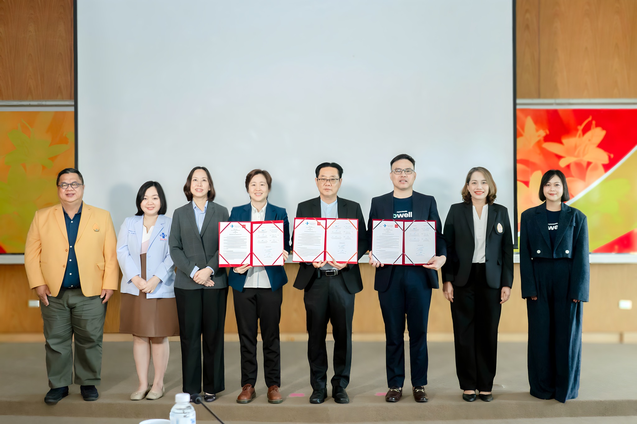 มหาวิทยาลัยนครพนม จับมือภาคเอกชน ลงนาม MOU พัฒนาบริการทางการแพทย์และสุขภาพดิจิทัล