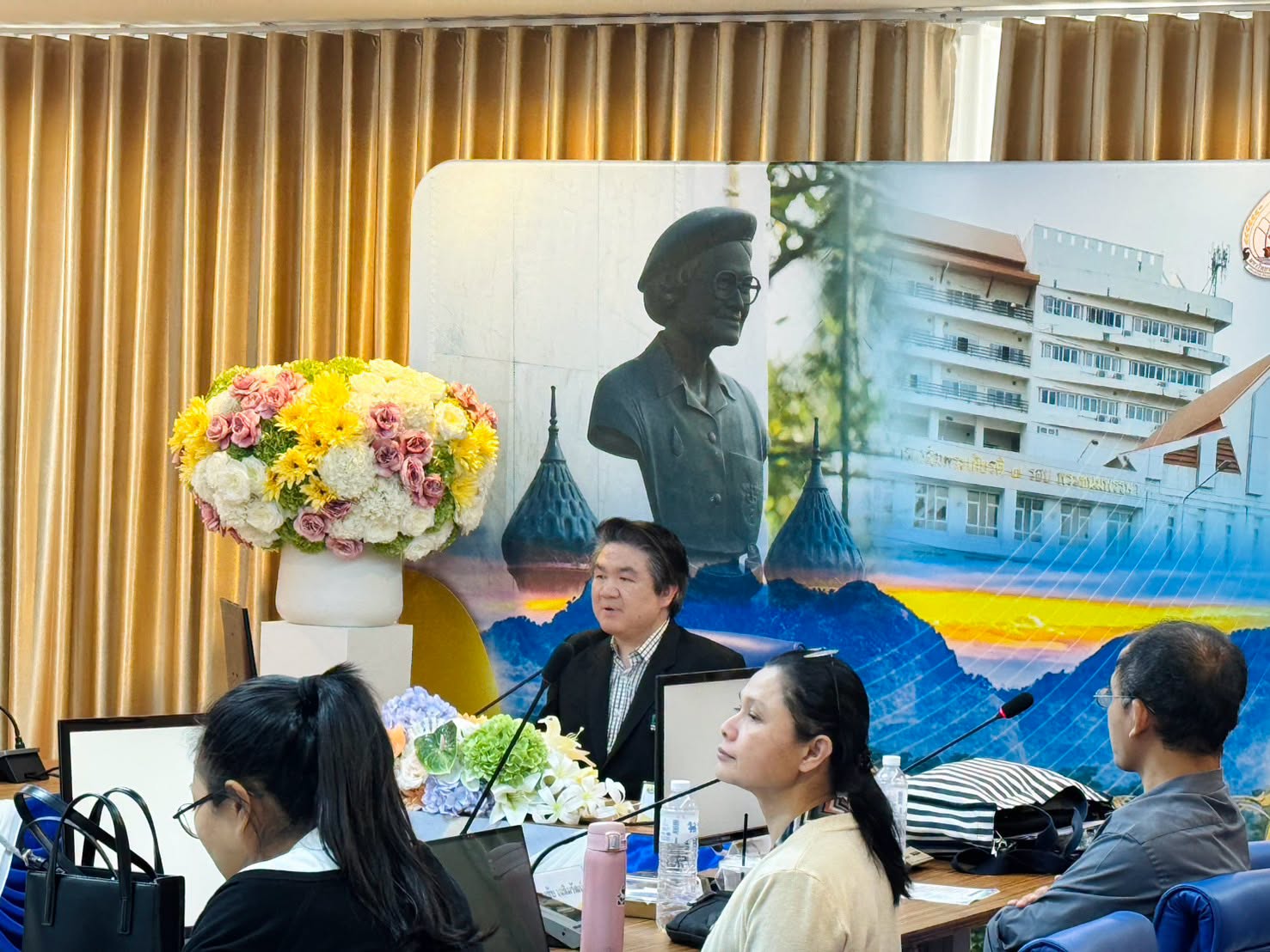 รูปภาพ